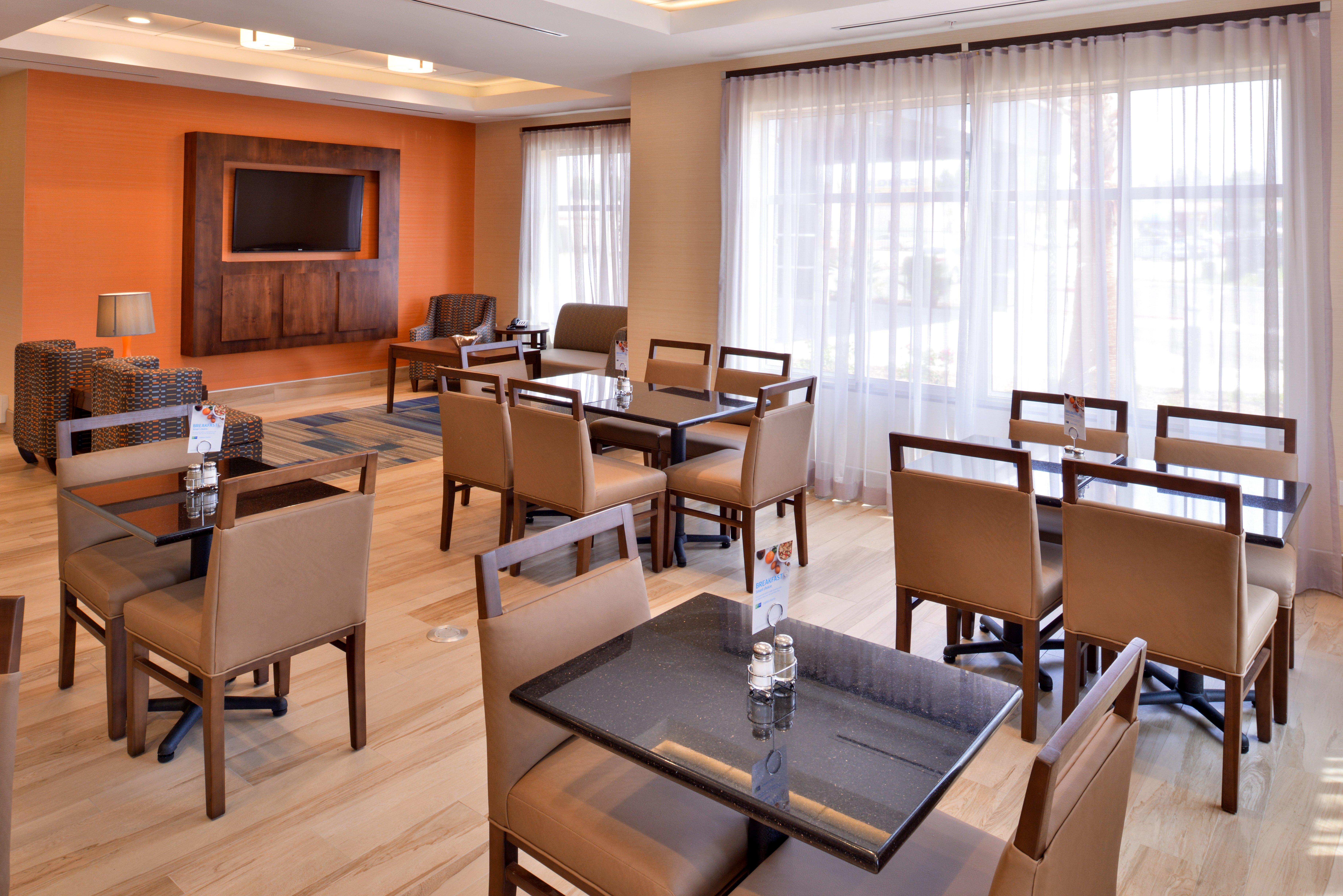 Holiday Inn Express Hotels & Suites Loma Linda By Ihg Εξωτερικό φωτογραφία